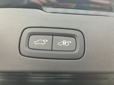 2024 Volvo V60 - photo 8