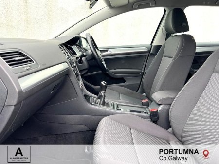 2020 Volkswagen Golf - photo 3