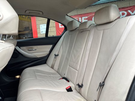 2018 BMW 3-Series - photo 10