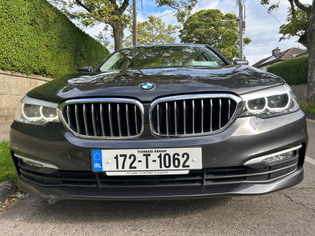 2017 BMW 5-Series - photo 2