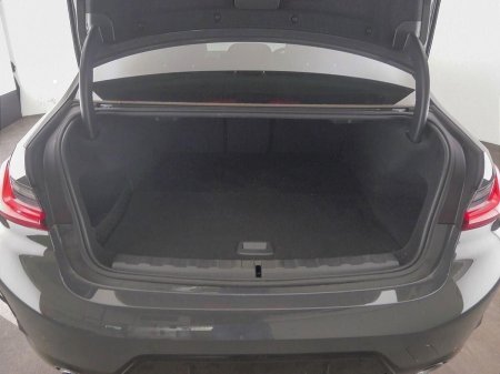 2025 BMW 3-Series - photo 13