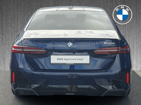 2026 BMW 5-Series - photo 14