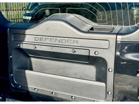 2025 Land Rover Defender - photo 20