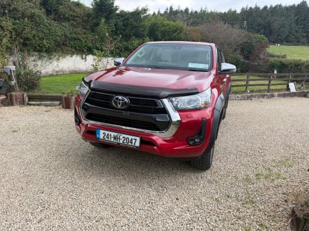 2024 Toyota Hilux - photo 4