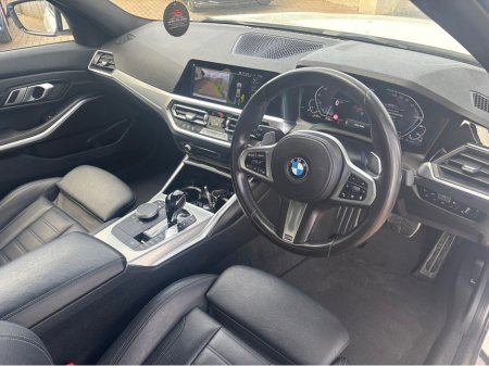2021 BMW 3-Series - photo 9