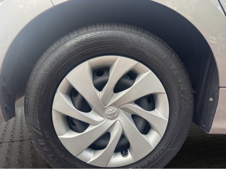 2021 Toyota Yaris - photo 18