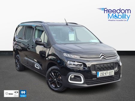 2023 Citroen Berlingo FEEL PACK BlueHDi 100 LWB 5 seats 6MT
