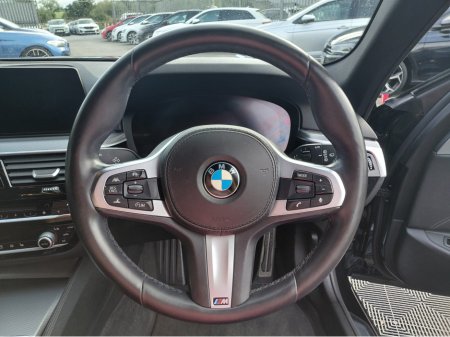 2020 BMW 5-Series - photo 9