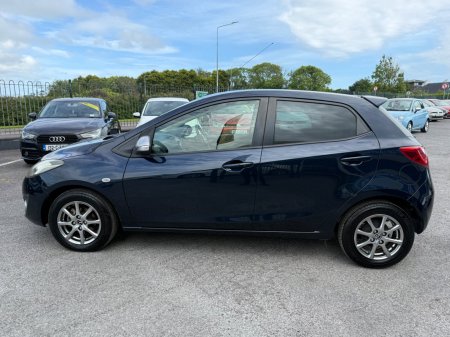 2014 Mazda Demio - photo 9