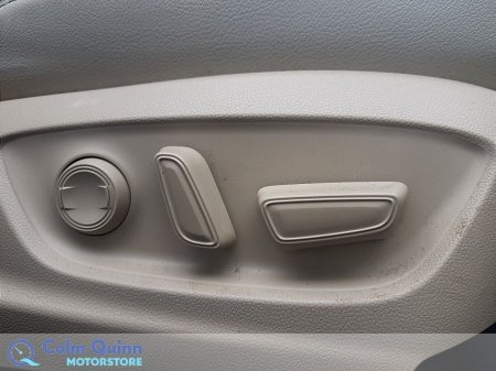 2023 Toyota Camry - photo 17