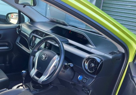 2017 Toyota Aqua - photo 23