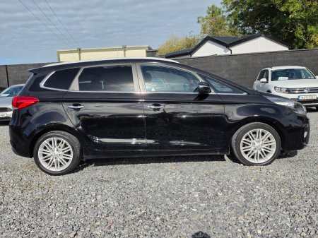 2017 Kia Carens - photo 14