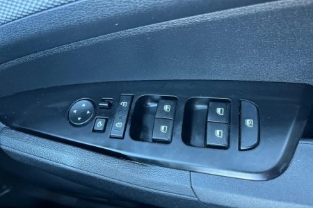2023 Kia Sportage - photo 16