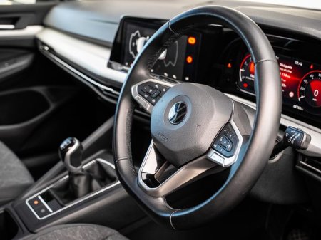 2022 Volkswagen Golf - photo 6
