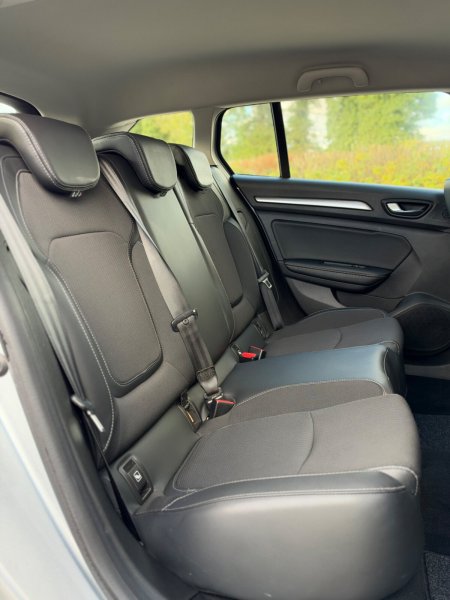 2021 Renault Megane - photo 39