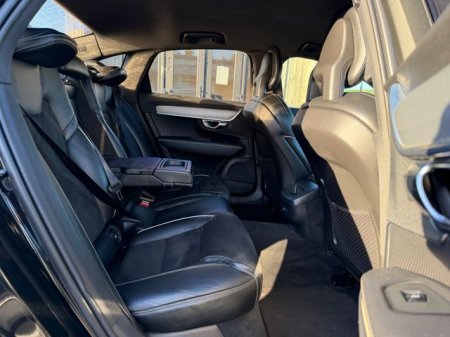 2018 Volvo S90 - photo 29