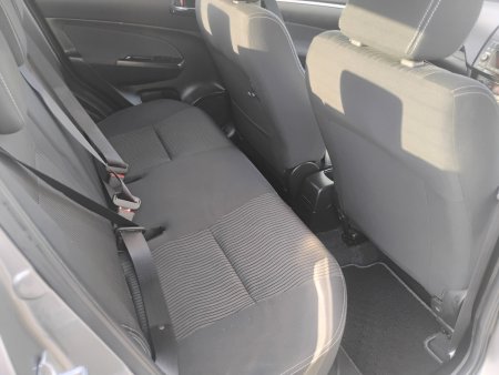 2013 Suzuki Swift - photo 9