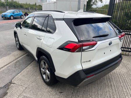 2020 Toyota RAV4 - photo 5