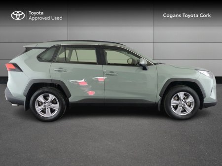 2024 Toyota RAV4 - photo 3