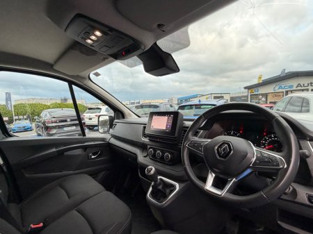2023 Renault Trafic - photo 19