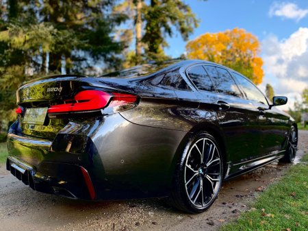 2021 BMW 5-Series - photo 12