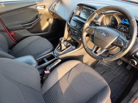 2015 Ford Focus - photo 8