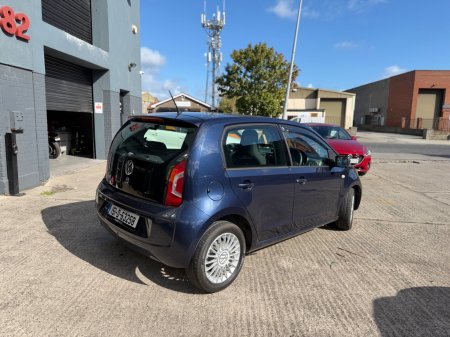 2015 Volkswagen up! - photo 3