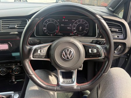 2018 Volkswagen Golf - photo 9