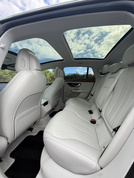 2023 Mercedes-Benz EQE - photo 34