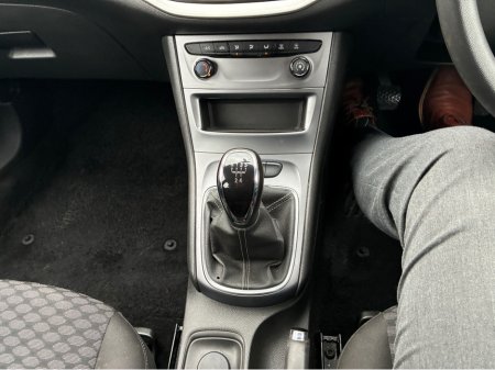 2019 Opel Astra - photo 22