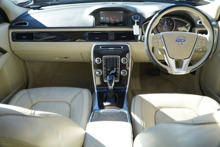 2017 Volvo V70 - photo 20