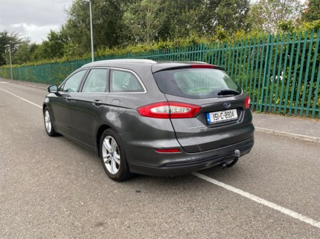2015 Ford Mondeo - photo 11