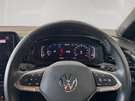 2024 Volkswagen T-Roc - photo 13