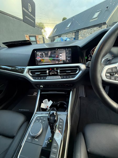 2021 BMW 3-Series - photo 17