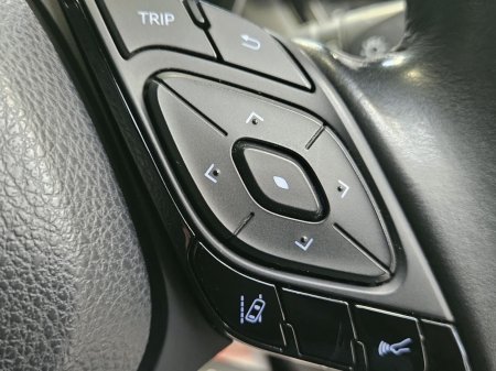 2021 Toyota C-HR - photo 11