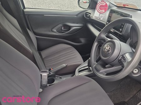 2022 Toyota Yaris - photo 12
