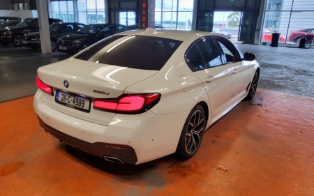 2021 BMW 5-Series - photo 3