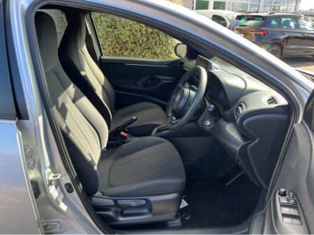 2023 Toyota Yaris - photo 10