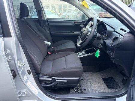 2015 Toyota Corolla - photo 8