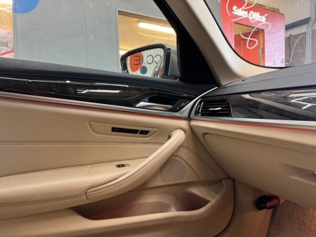 2018 BMW 5-Series - photo 19
