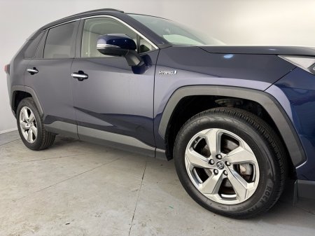 2019 Toyota RAV4 - photo 11