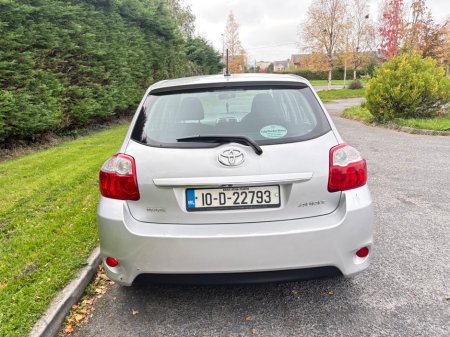 2010 Toyota Auris - photo 5