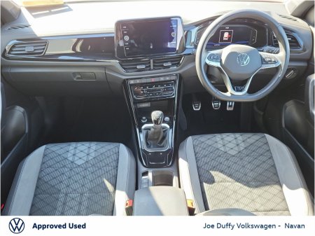 2024 Volkswagen T-Roc - photo 2