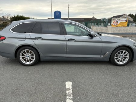 2023 BMW 5-Series - photo 16