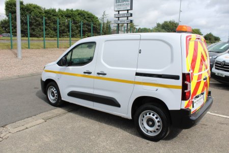 2025 Vauxhall Combo - photo 4