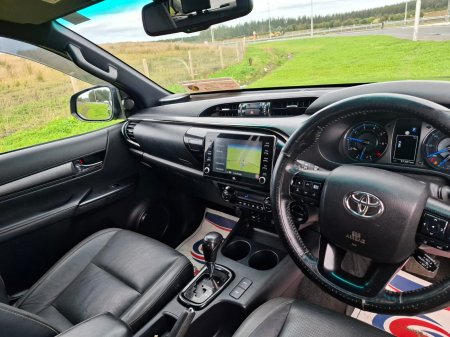 2022 Toyota Hilux - photo 7