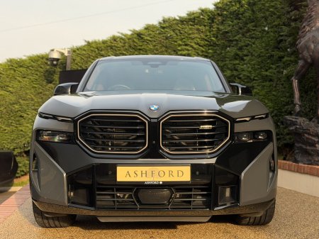 2024 BMW XM - photo 2