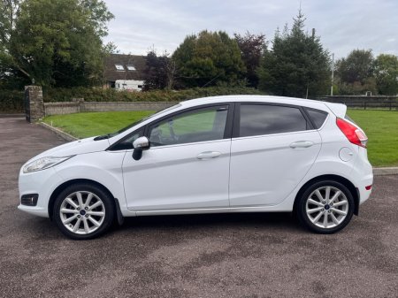 2016 Ford Fiesta - photo 6