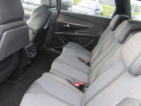 2021 Peugeot 5008 - photo 8