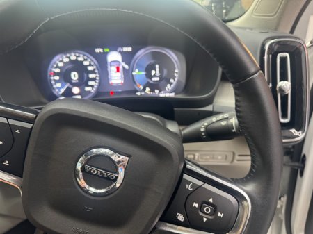 2021 Volvo XC40 - photo 11